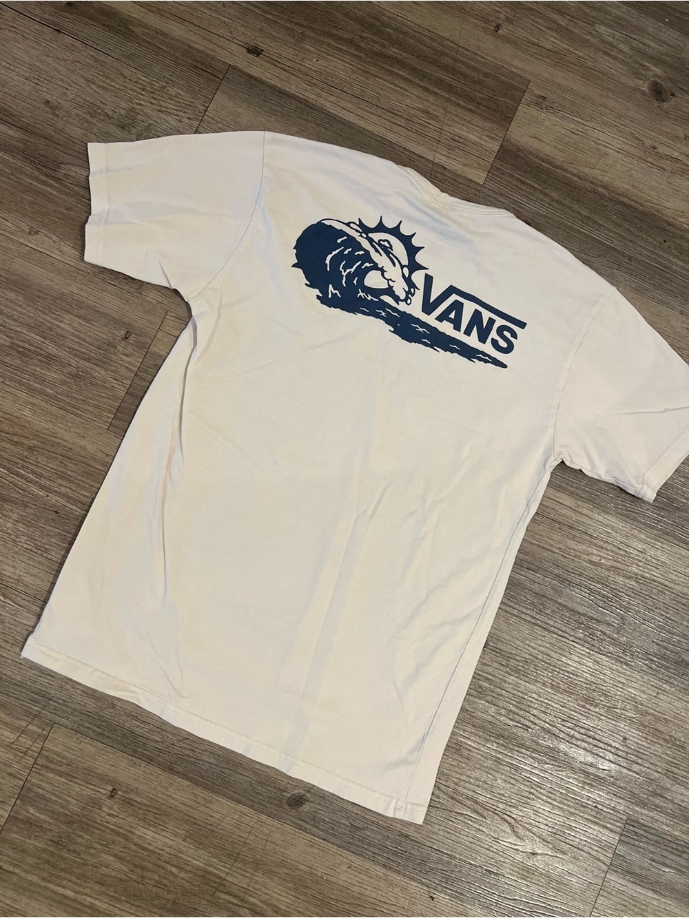 Vans White Waves T shirt Surf Style Size Medium for Women’s
